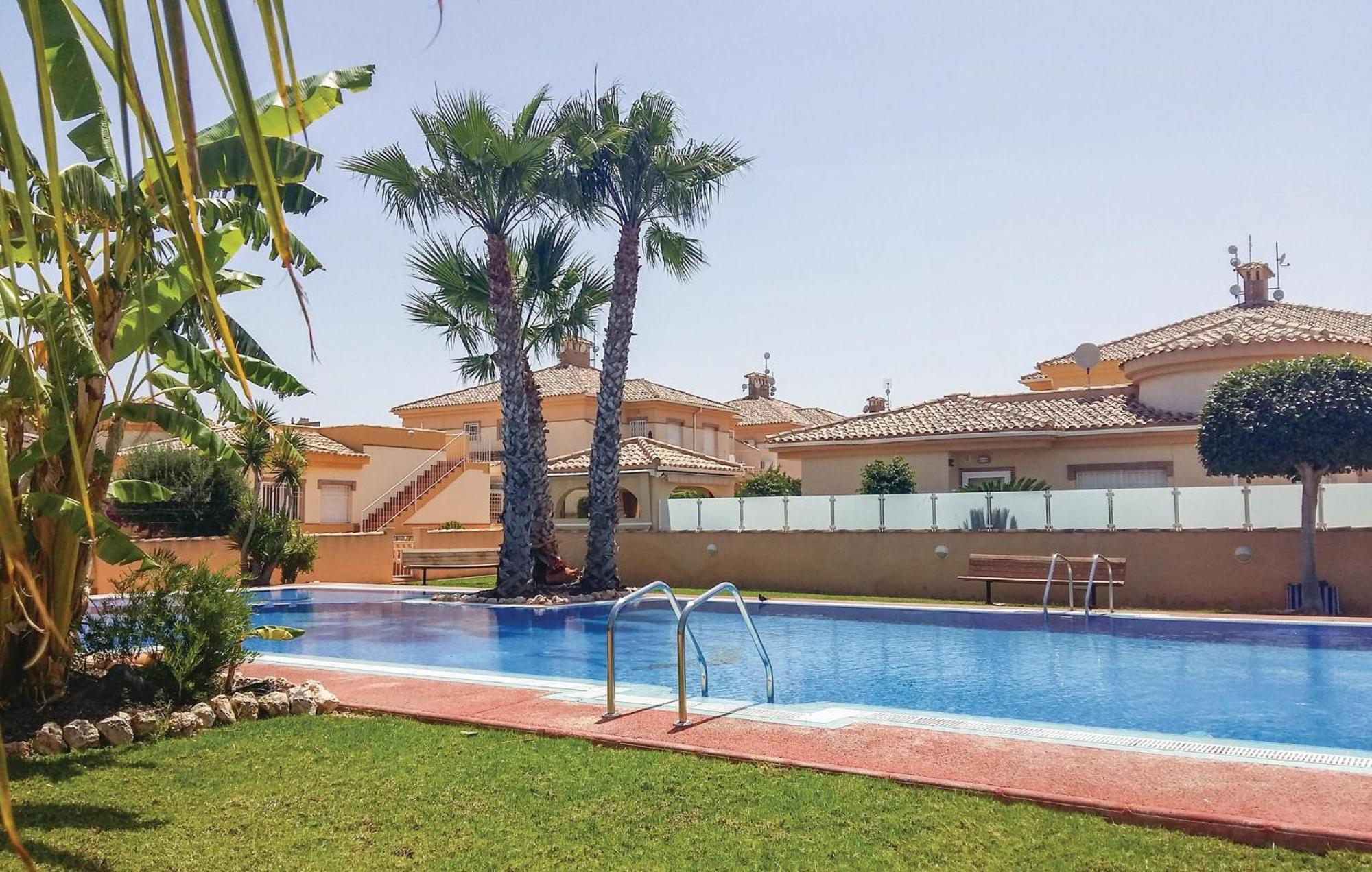 Cozy Home In Orihuela Costa With Kitchen Dehesa de Campoamor  Exteriér fotografie